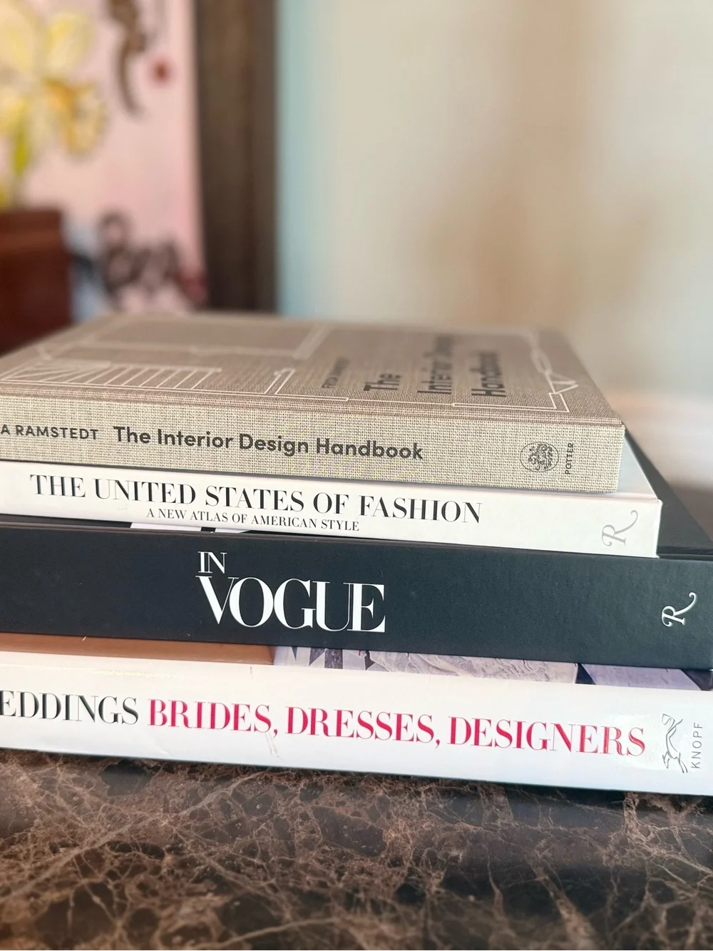 Vogue Weddings: Brides Dresses Designers Coffee Table Book - White & Gold Cover